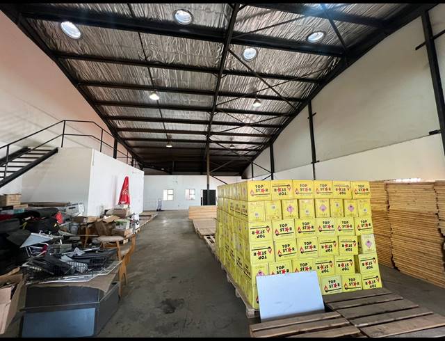 320M² WAREHOUSE TO LET IN SUNDERLAND RIDGE